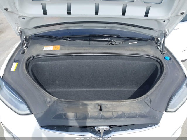5YJXCAE46GF001415 Tesla 2016
