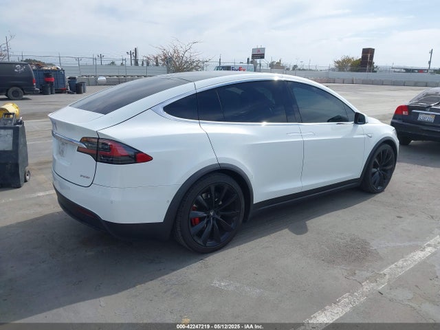 5YJXCAE46GF001415 Tesla 2016