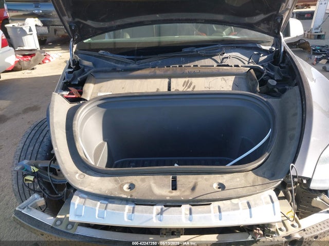 5YJYGDEE0MF232583 Tesla Model Y