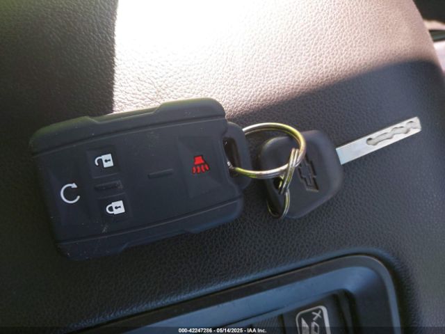 3GCUKREC3HG282340 Chevrolet Silverado 1500 2lt