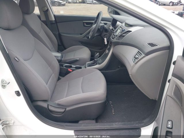 5NPDH4AE6GH727314 Hyundai ELANTRA SE