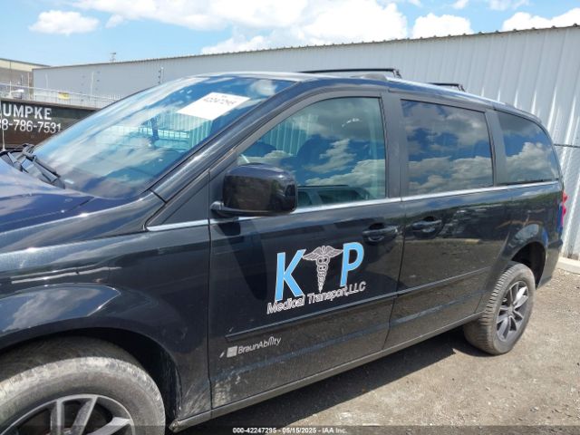 2C4RDGCG7HR573234 Dodge Grand Caravan Sxt