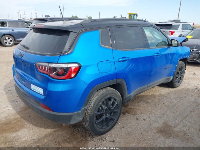 3C4NJDBNXPT518522 Jeep 2023