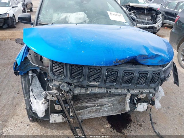 3C4NJDBNXPT518522 Jeep 2023
