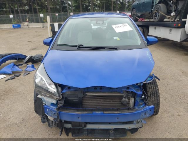 VNKKTUD37JA089516 Toyota YARIS LE