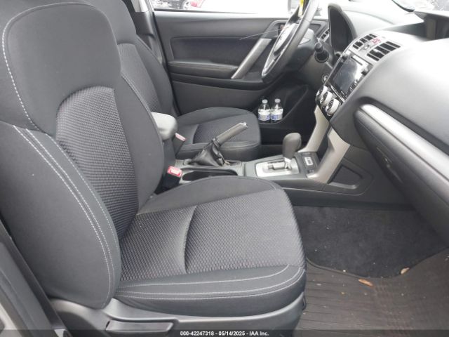 JF2SJAGC8JH539286 Subaru Forester 2.5i Premium