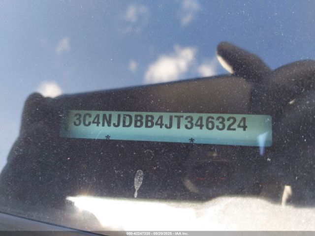 3C4NJDBB4JT346324 Jeep Compass Latitude 4x4