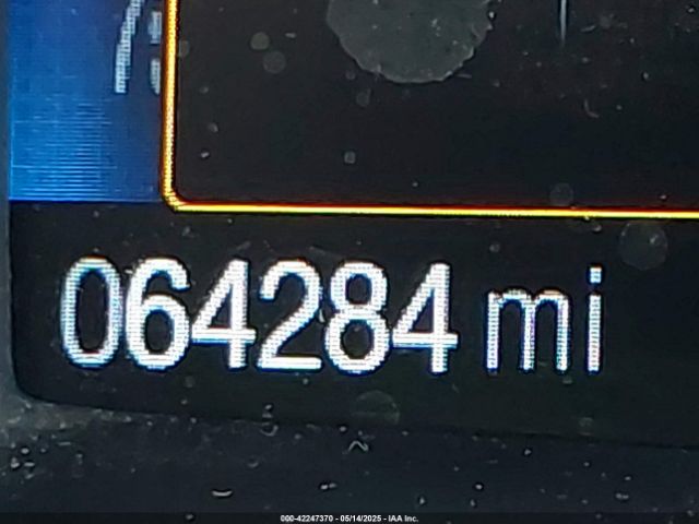 1FMCU0GDXJUD20233 Ford ESCAPE SE