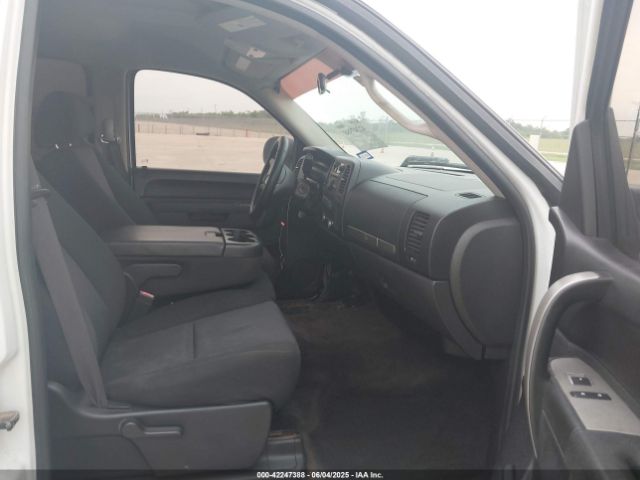 2011 CHEVROLET SILVERADO 1500 3GCPCSE03BG147146 Photo 4