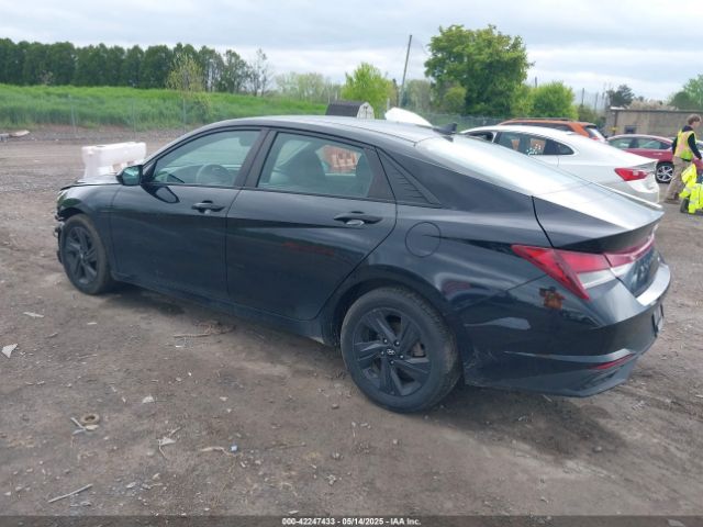 5NPLM4AG1MH001123 Hyundai ELANTRA SEL