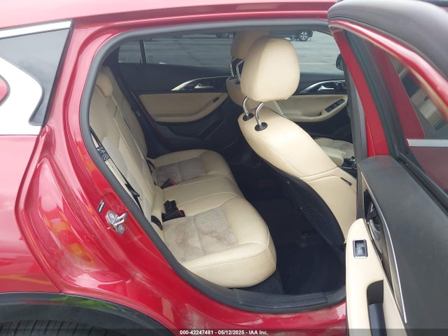 Infiniti Qx30 Luxe 2019 SJKCH5CP5KA010643 Image 8
