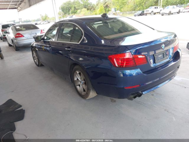 2012 BMW 528I WBAXG5C58CDX03662 Photo 2