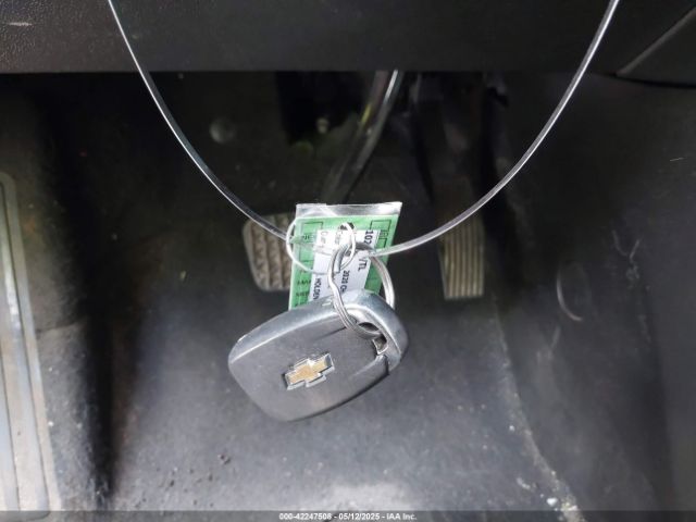 2GNAXHEV8L6102989 Chevrolet Equinox Fwd Ls