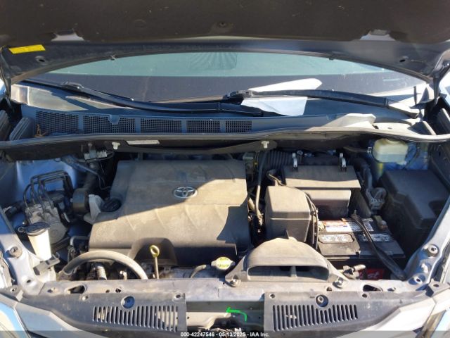 5TDYK3DC9ES526117 Toyota Sienna Xle V6 8 Passenger
