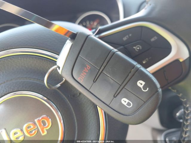 2018 JEEP COMPASS 3C4NJCBB1JT376021 Photo 10