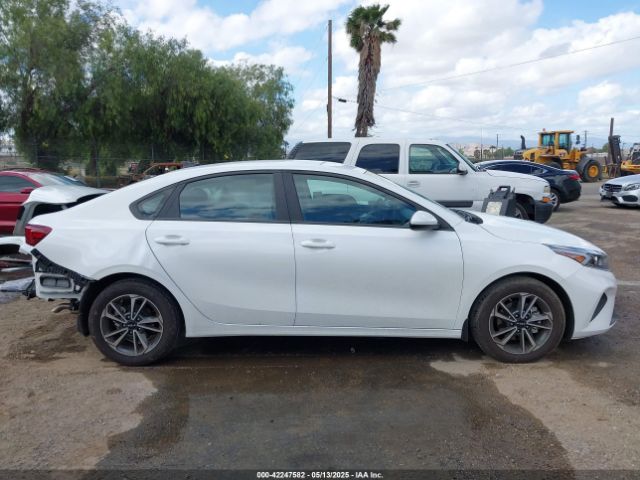 3KPF24AD3RE819344 KIA Forte Lxs