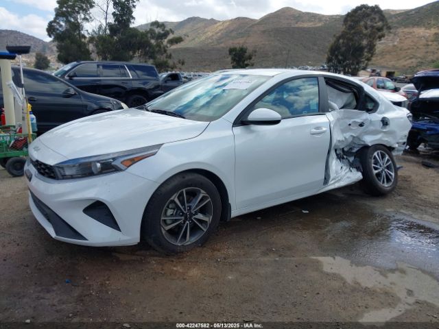 3KPF24AD3RE819344 KIA Forte Lxs