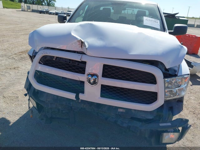 RAM 1500 Classic Express  4x4 6'4 Box 2019 1C6RR7FG9KS537801 Image 6