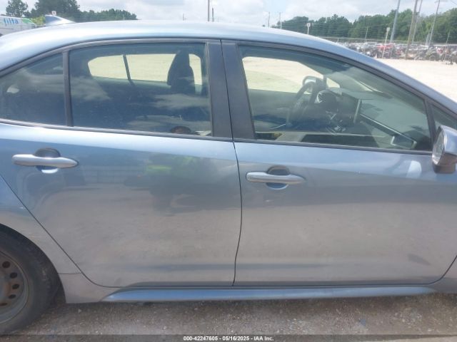 JTDEPRAE8LJ032161 Toyota COROLLA LE