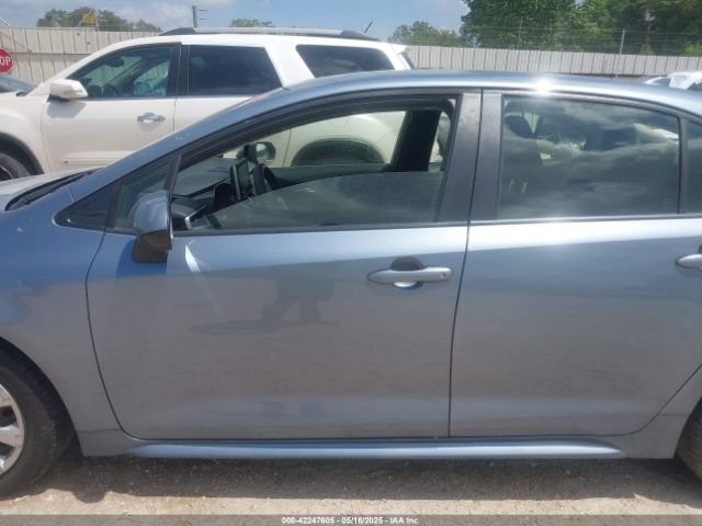 JTDEPRAE8LJ032161 Toyota COROLLA LE