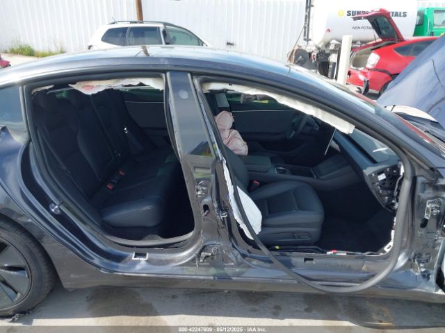 5YJ3E1EA0SF915571 Tesla Model 3 Long Range Rear-wheel Drive