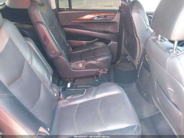 1GYS3HKJ8FR165961 Cadillac Escalade Esv Luxury