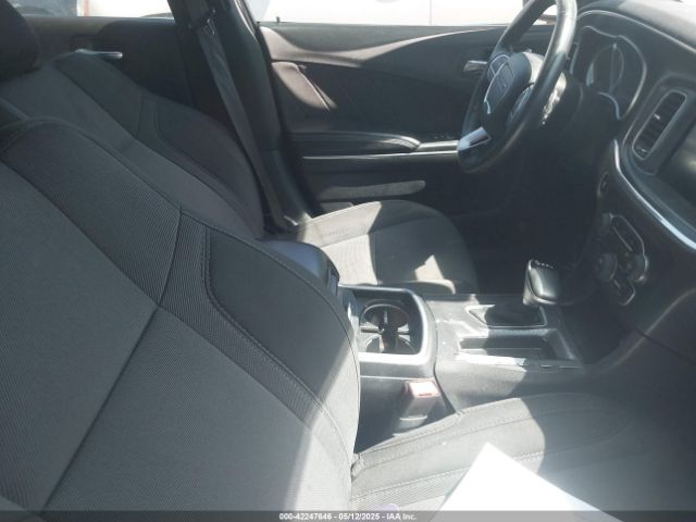 2C3CDXHG5GH357132 Dodge Charger Sxt