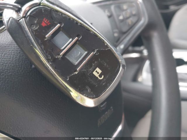 1G1ZD5ST5JF104698 Chevrolet MALIBU LT