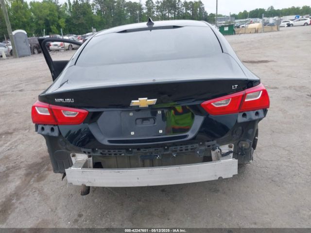 1G1ZD5ST5JF104698 Chevrolet MALIBU LT