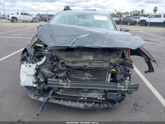 3FA6P0SU1FR281505 Ford Fusion Energi Titanium
