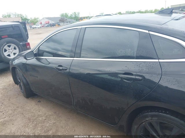 1G1ZD5ST6LF149877 Chevrolet Malibu Fwd Lt