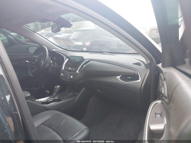 1G1ZD5ST6LF149877 Chevrolet Malibu Fwd Lt