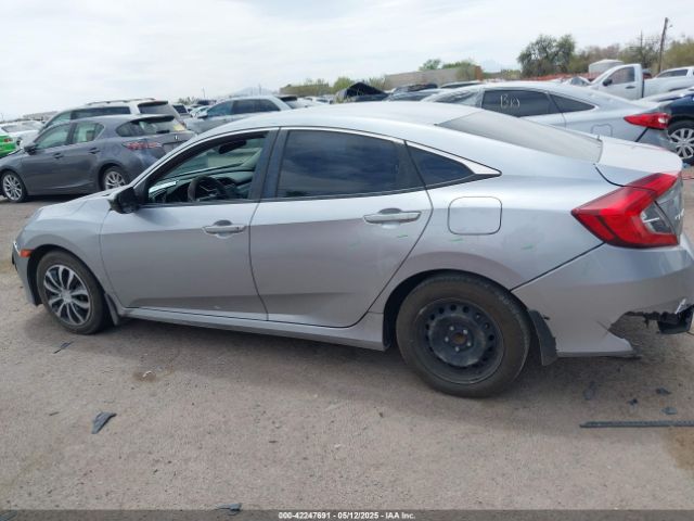 19XFC2F57JE006838 Honda Civic Lx