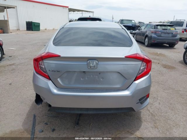 19XFC2F57JE006838 Honda Civic Lx