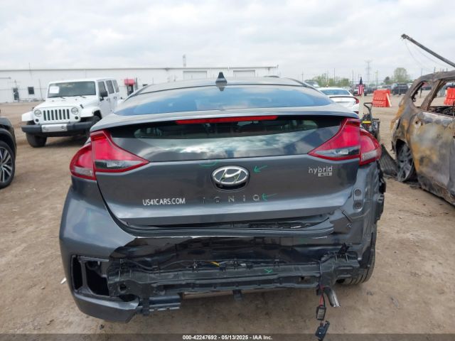 KMHC65LC4KU174675 Hyundai Ioniq Hybrid Blue