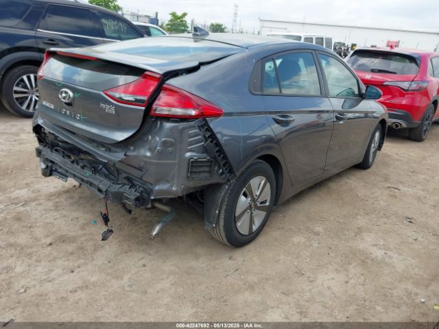 2019 HYUNDAI IONIQ HYBRID KMHC65LC4KU174675 Photo 3
