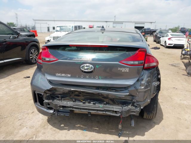 2019 HYUNDAI IONIQ HYBRID KMHC65LC4KU174675 Photo 5