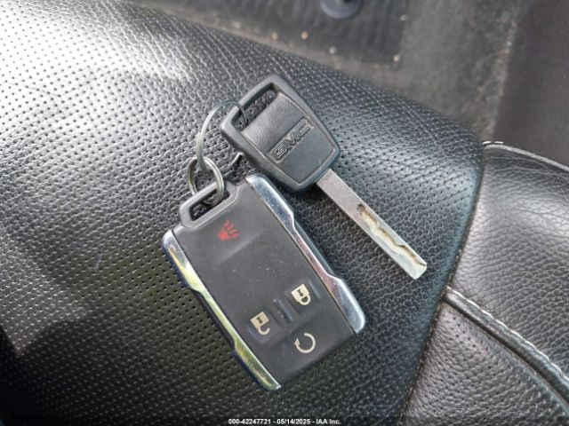 3GTU2VEC4EG327256 GMC Sierra 1500 Slt
