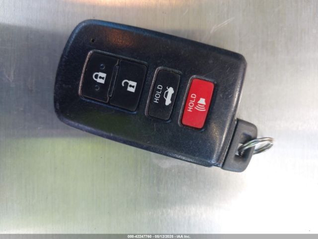 4T1BK1EB4GU224082 Toyota AVALON XLE
