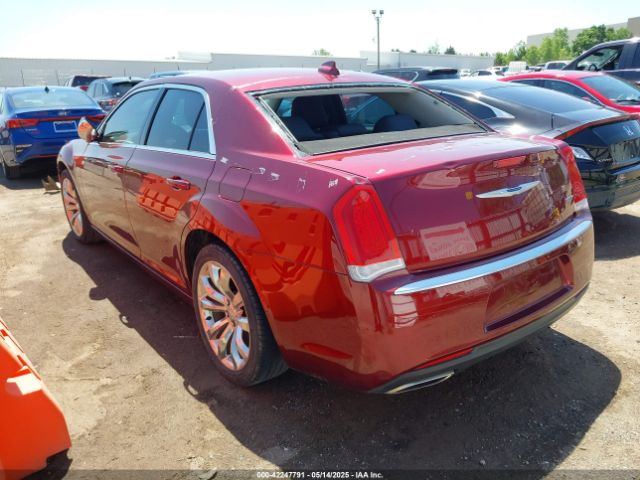 2021 CHRYSLER 300 2C3CCAAG7MH516187 Photo 2