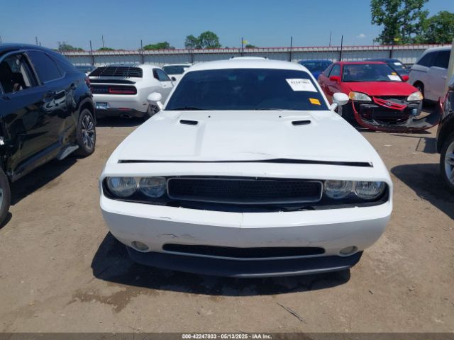 2C3CDYAG9EH213273 Dodge Challenger Sxt