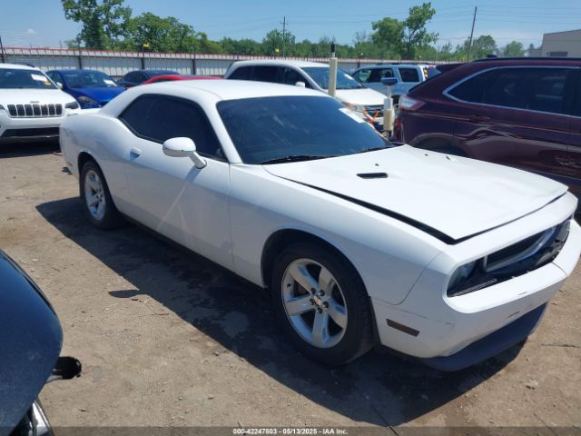 2C3CDYAG9EH213273 Dodge Challenger Sxt