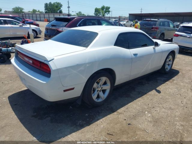 2C3CDYAG9EH213273 Dodge Challenger Sxt