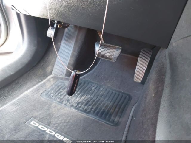 2C3CDXHG2EH173649 Dodge Charger Sxt
