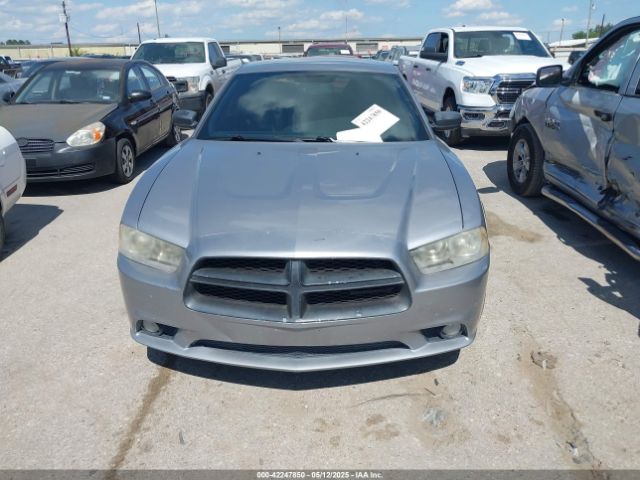 2C3CDXHG2EH173649 Dodge Charger Sxt
