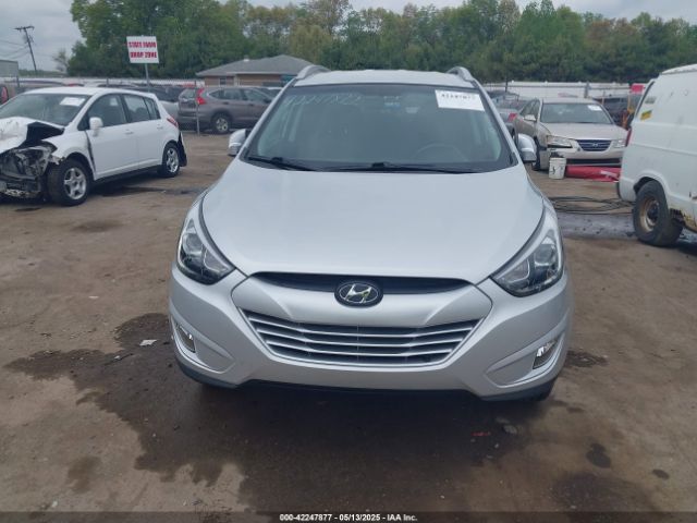 KM8JU3AG5EU799405 Hyundai TUCSON SE