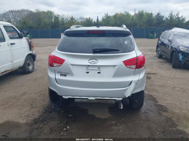KM8JU3AG5EU799405 Hyundai TUCSON SE