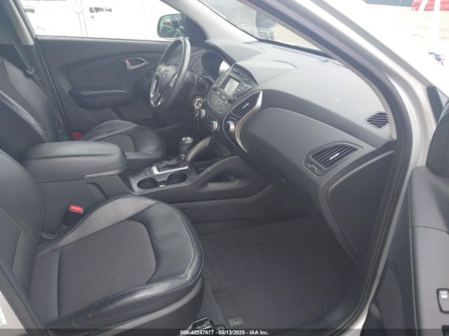 KM8JU3AG5EU799405 Hyundai TUCSON SE