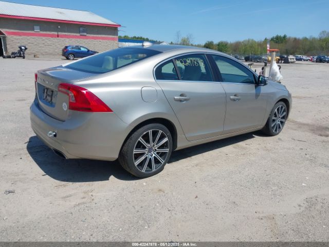 YV126MFB8F2302747 Volvo S60 T5 Premier