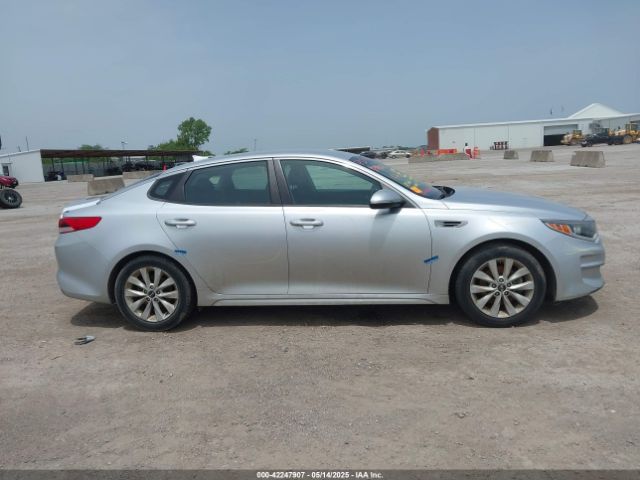 5XXGT4L34HG124656 KIA Optima Lx